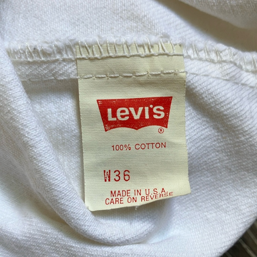 Levi’s - Picture 13 of 15